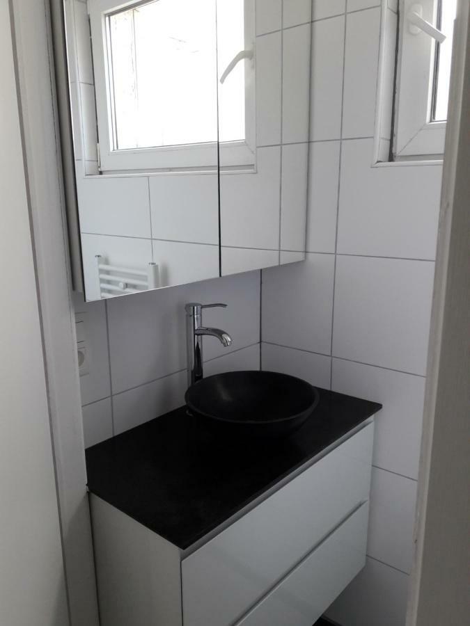 2 Slaapkamer Appartement Op De Zeedijk Van Oostende. 外观 照片